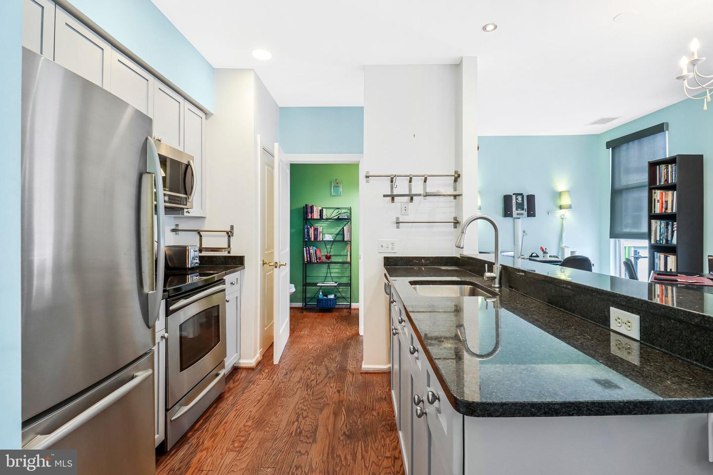 343 Cedar St Nw #316 Property Photo 6