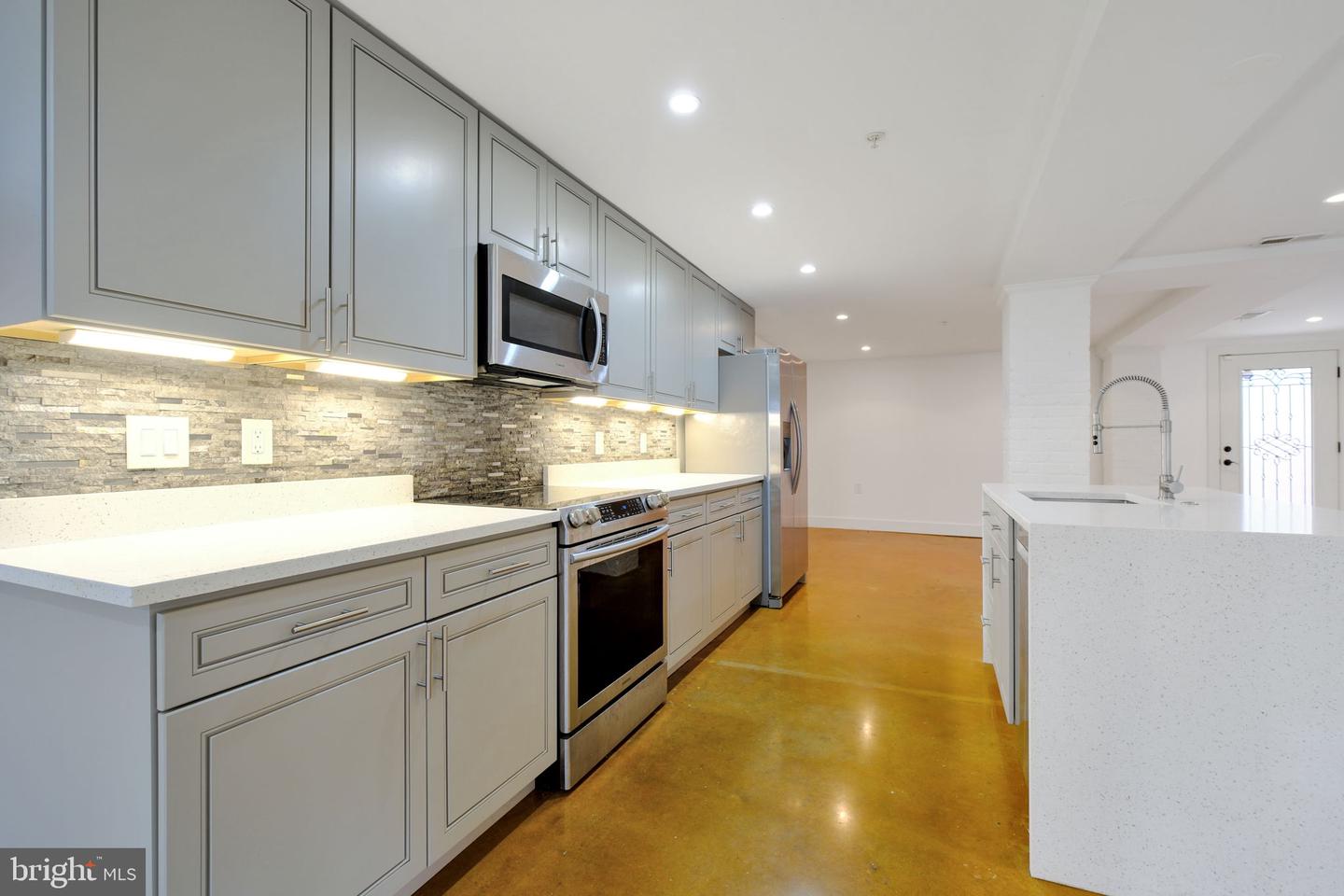 1239 Simms Pl Ne #5 Property Photo 6