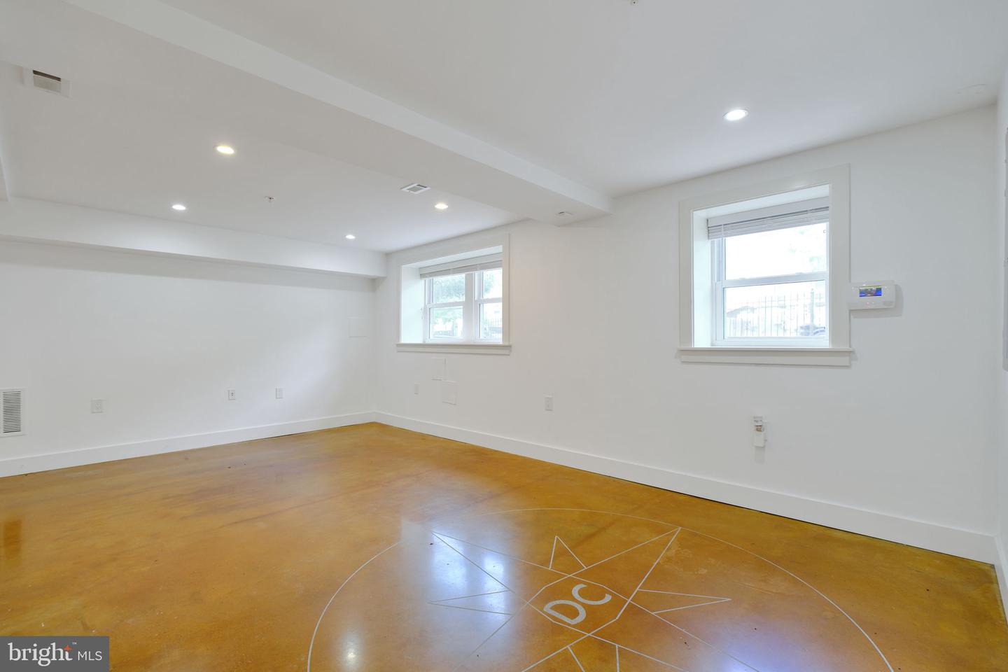 1239 Simms Pl Ne #5 Property Photo 10