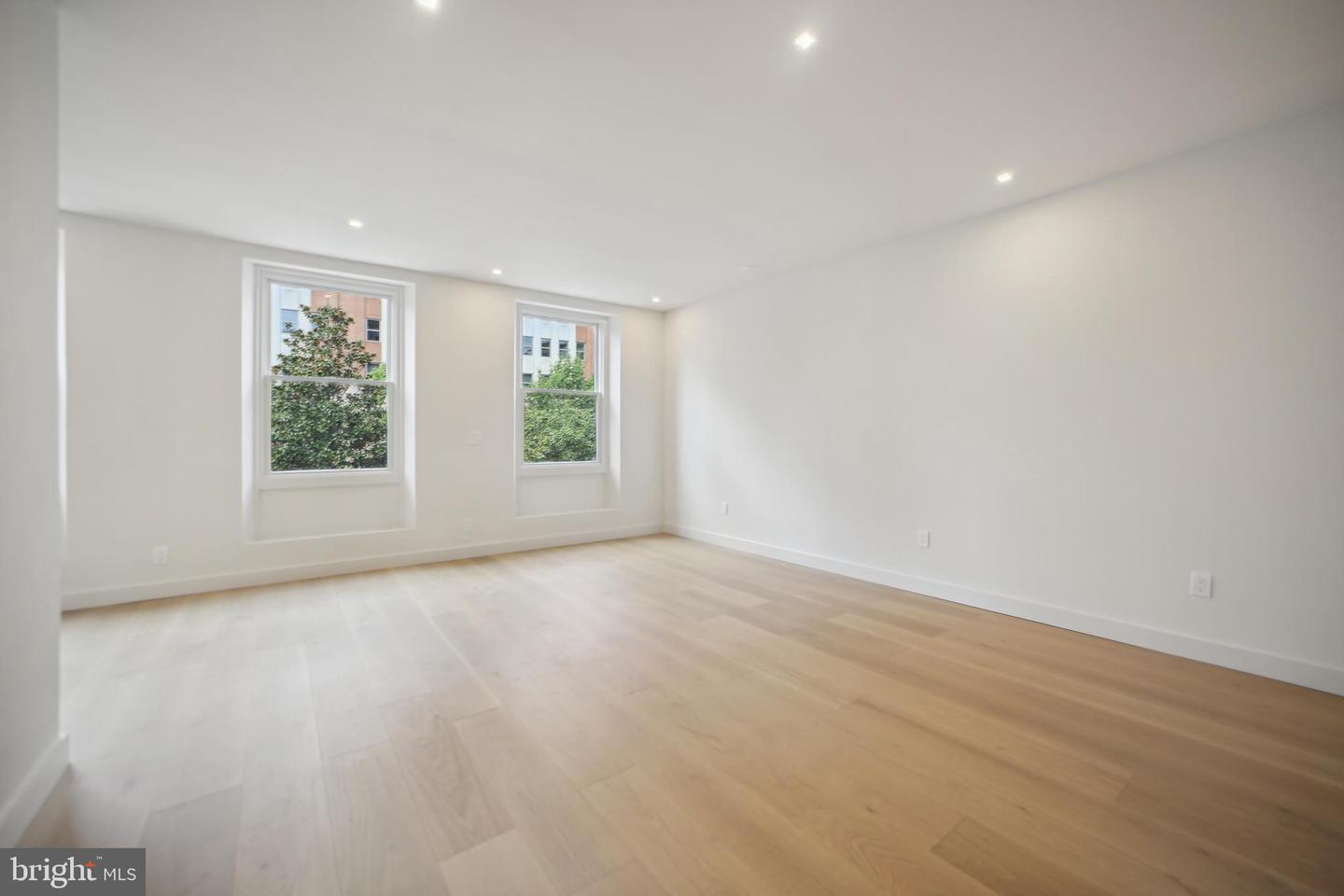 1329 Connecticut Ave Nw #201 Property Photo 13