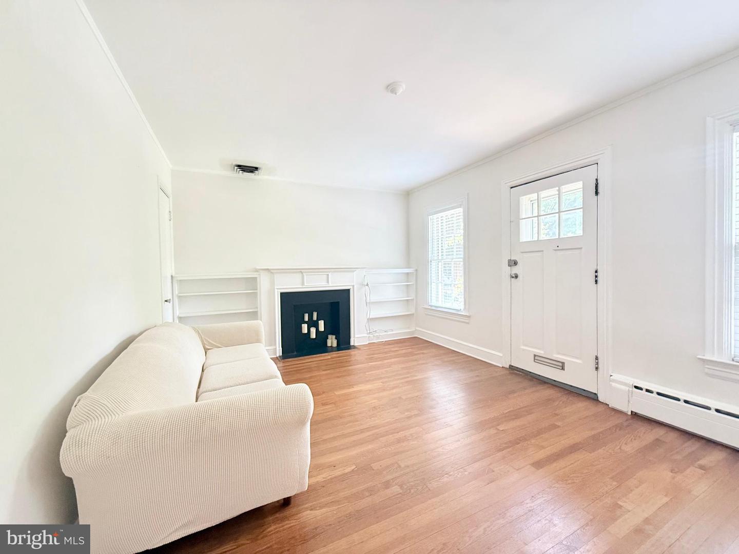 1908 37th St Nw Property Photo 7