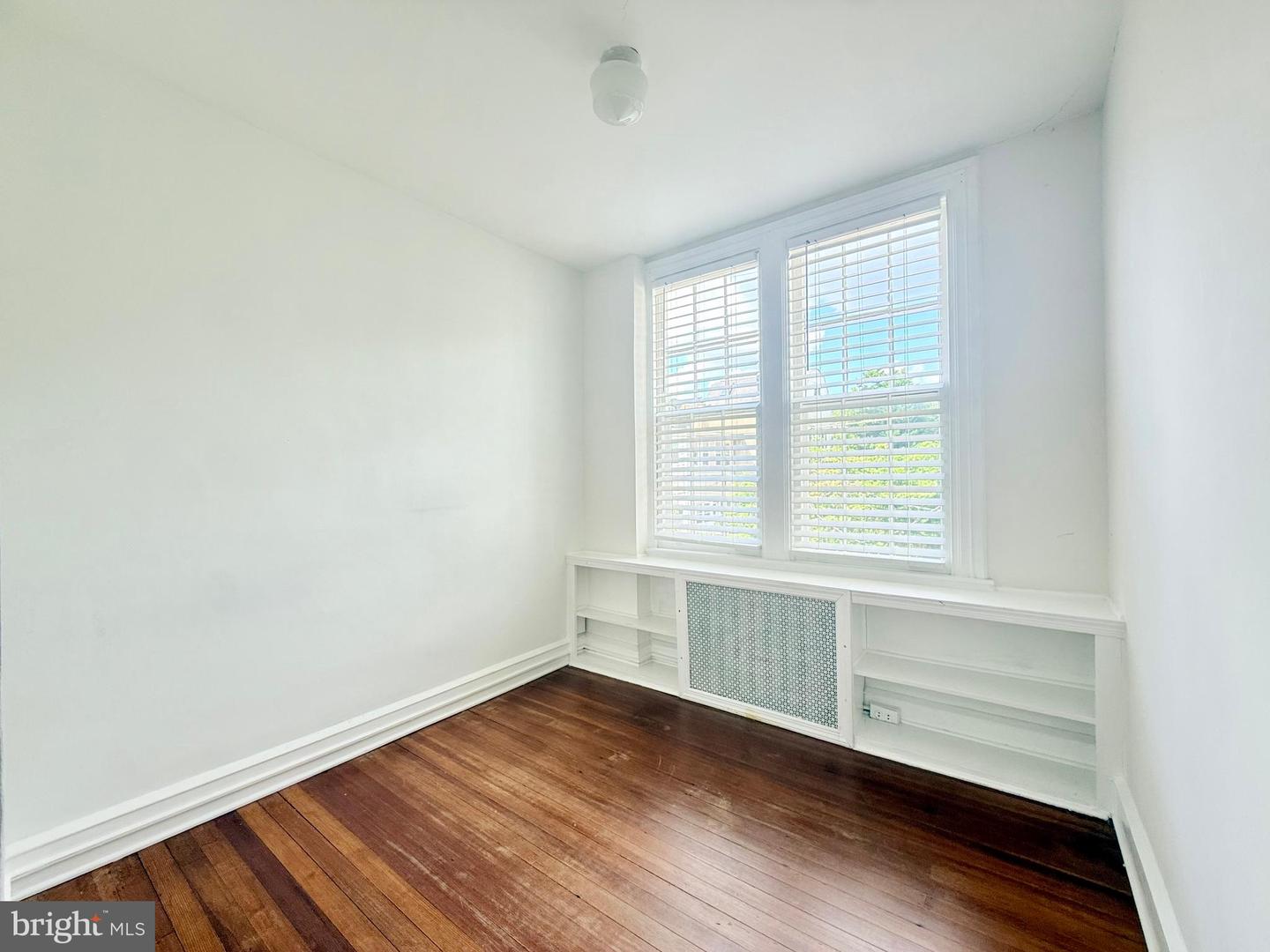 1908 37th St Nw Property Photo 14