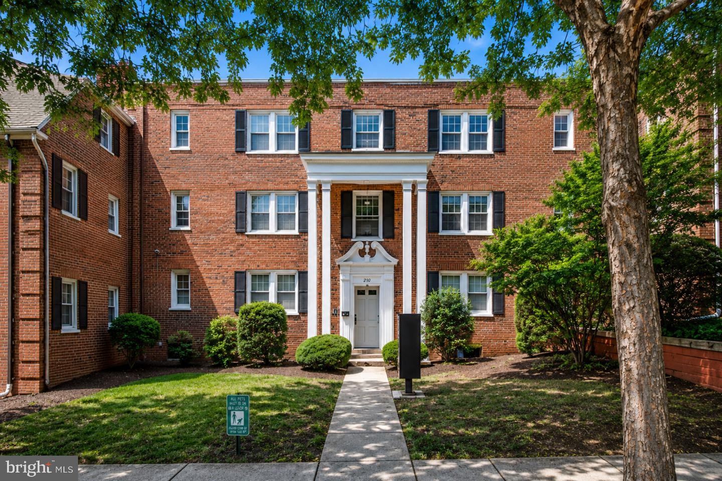 2102 SUITLAND TER SE #302