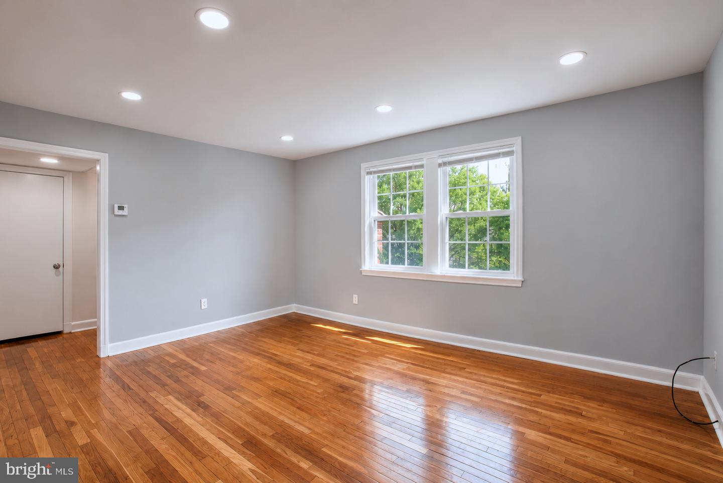 2102 Suitland Ter Se #302 Property Photo 4