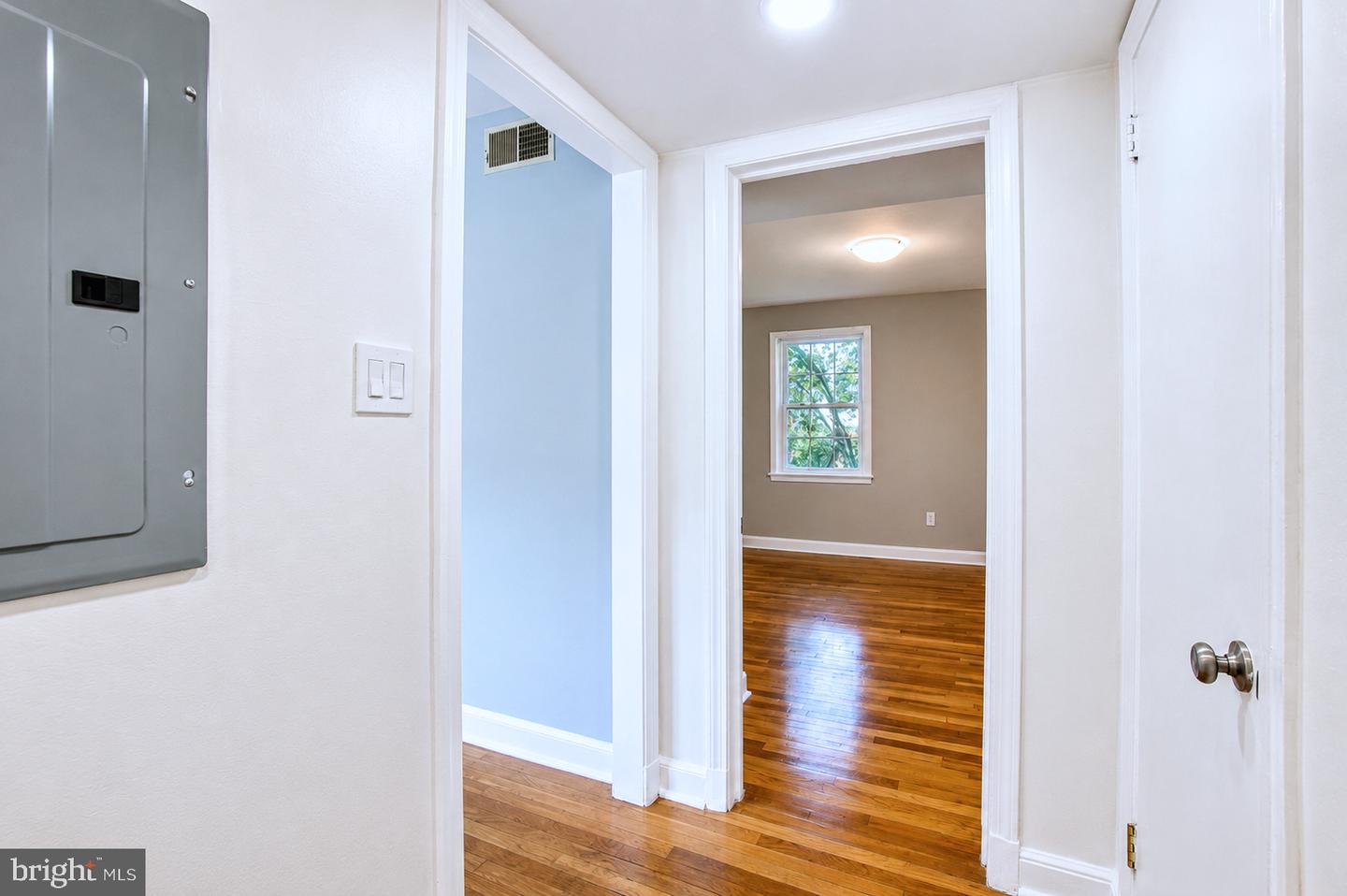 2102 Suitland Ter Se #302 Property Photo 11