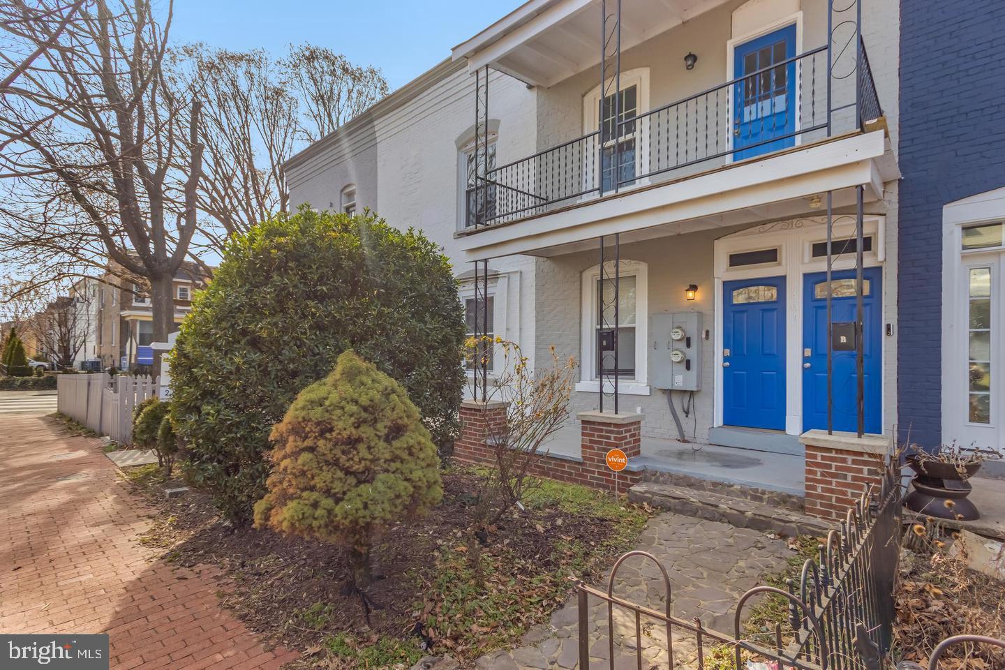 1267 Morse St Ne #a Property Photo 4