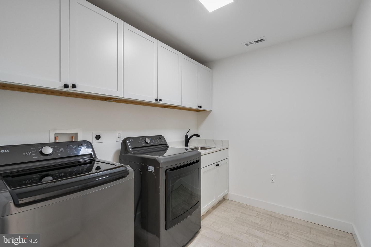 4626 Brooks St Ne Property Photo 25