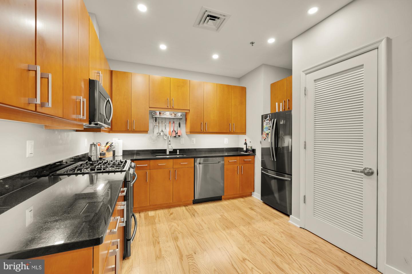 675 E St Nw #350 Property Photo 10