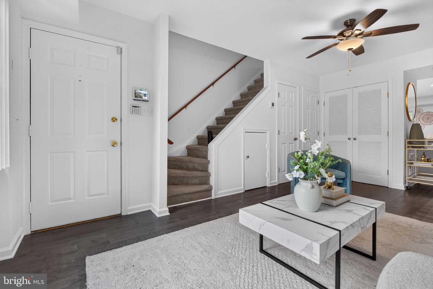 606 Newton Pl Nw #606 Property Photo 19