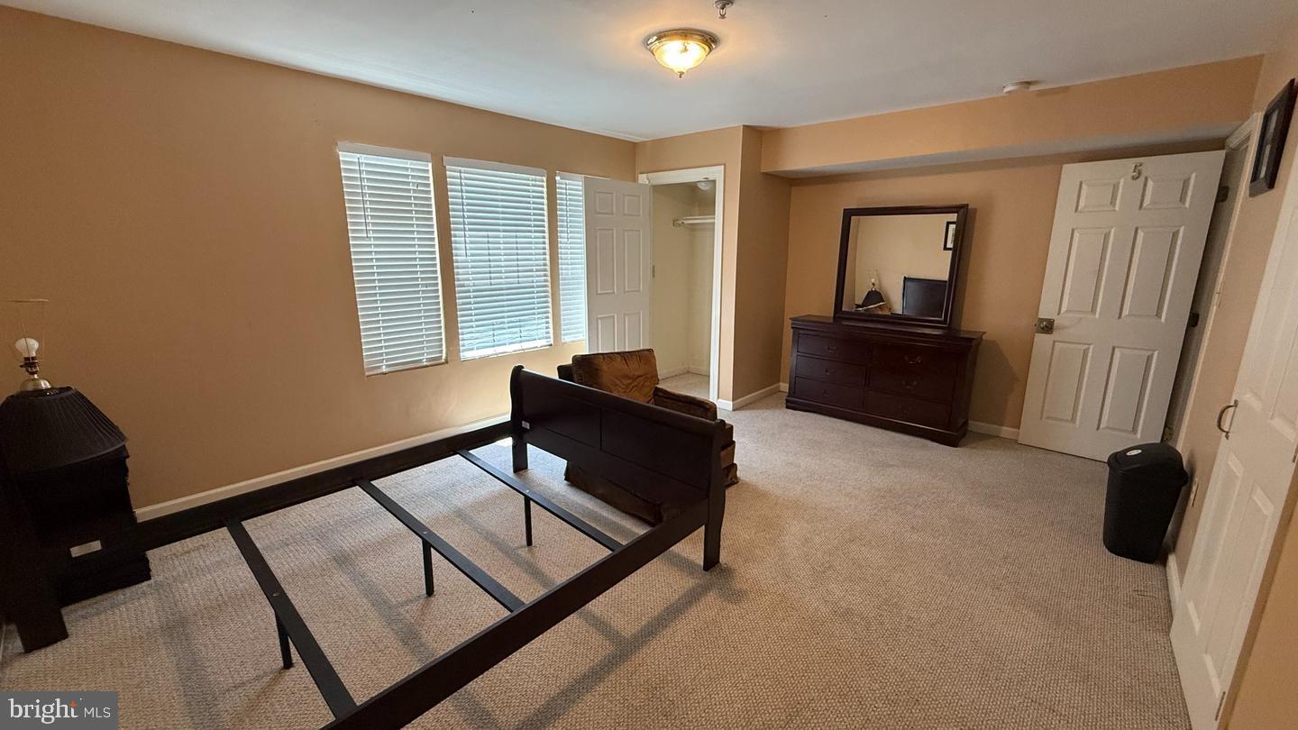 5212 Astor Pl Se Property Photo 9