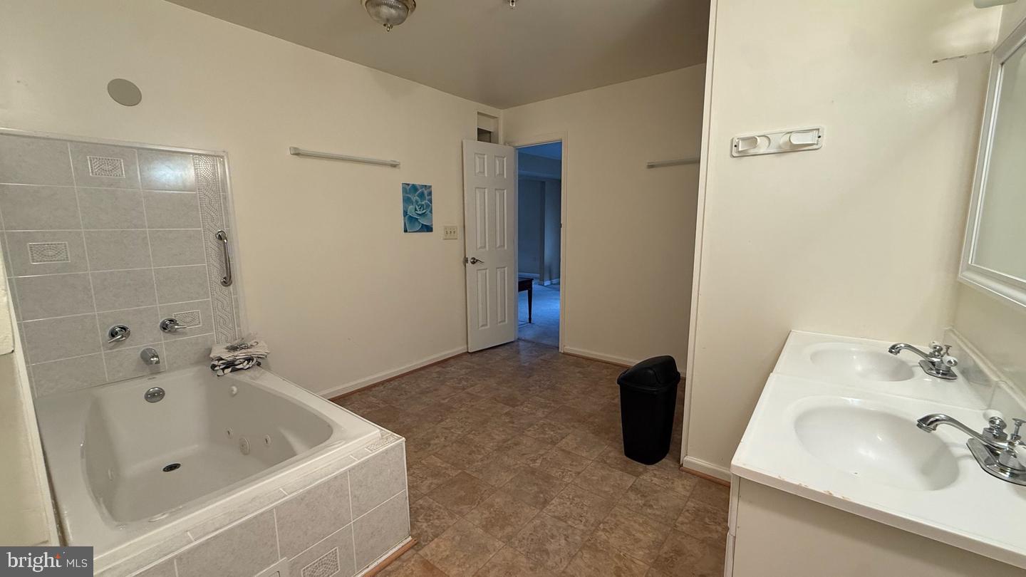 5212 Astor Pl Se Property Photo 64