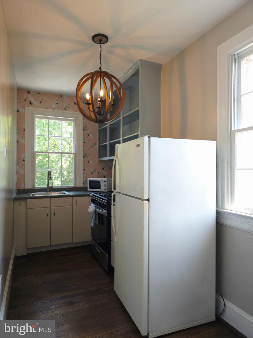 2527 Q St Nw #204 Property Photo 2