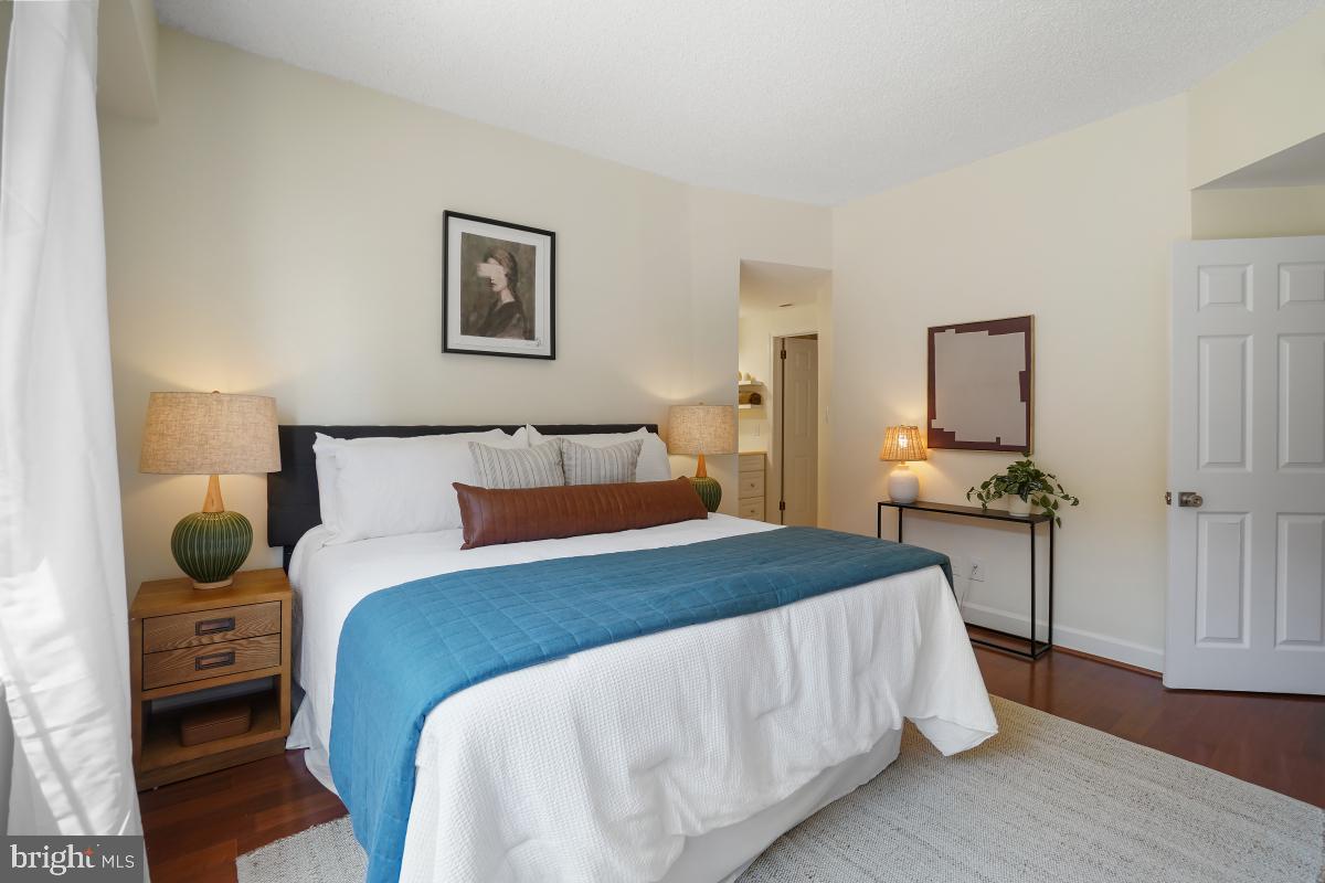 1080 Wisconsin Ave Nw #1004 Property Photo 21