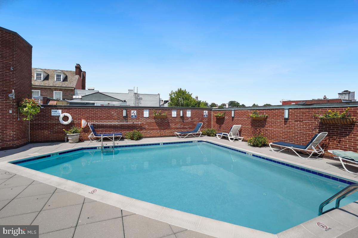 1080 Wisconsin Ave Nw #1004 Property Photo 28