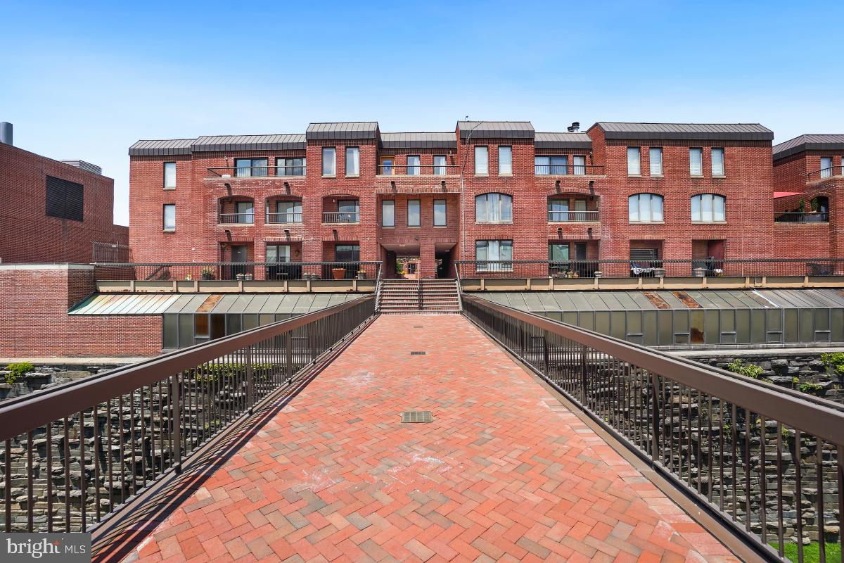 1080 Wisconsin Ave Nw #1004 Property Photo 30