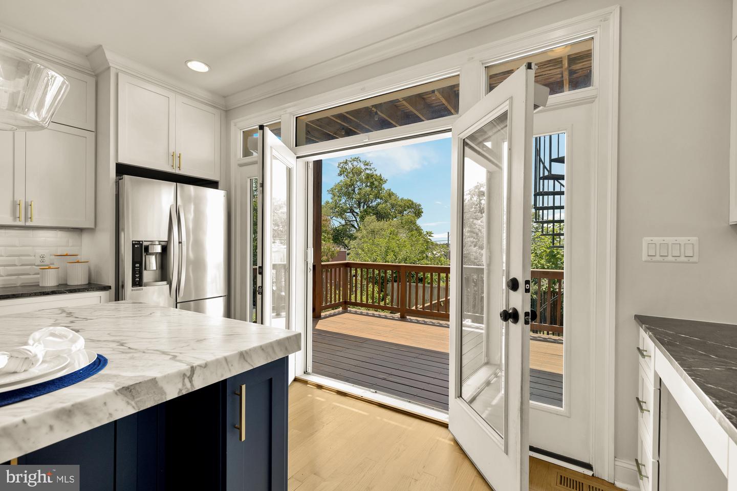 1247 Oates St Ne #a Property Photo 3