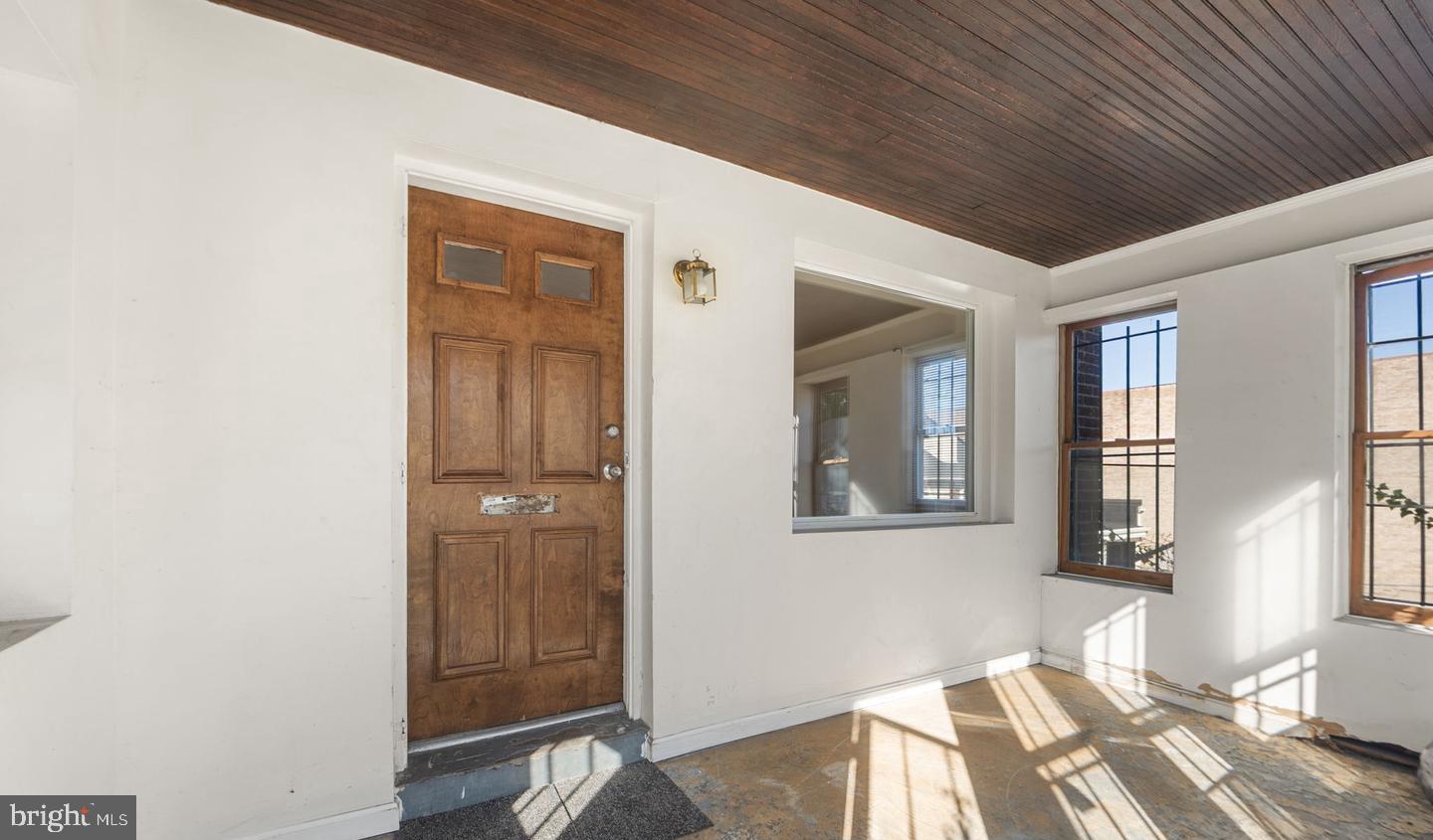 DCDC2276872 Property Photo 2