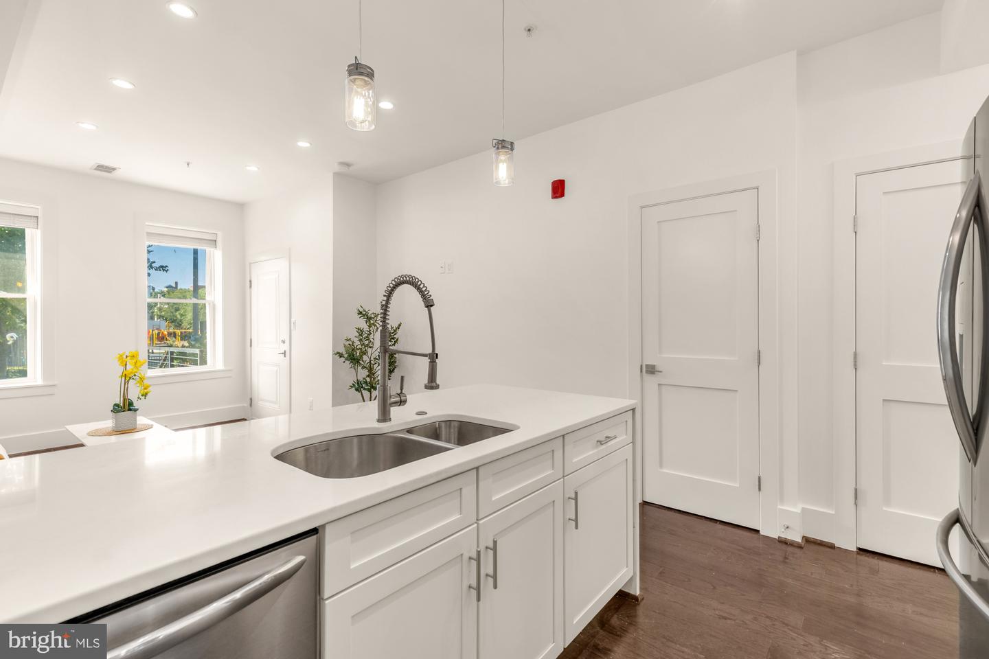 1451 Girard St Nw #2 Property Photo 11