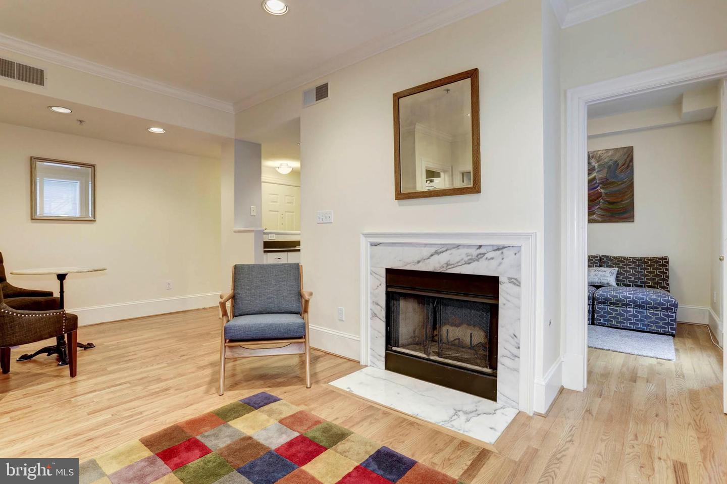 1807 California St Nw #205 Property Photo 11