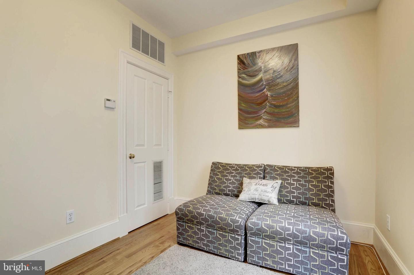 1807 California St Nw #205 Property Photo 16