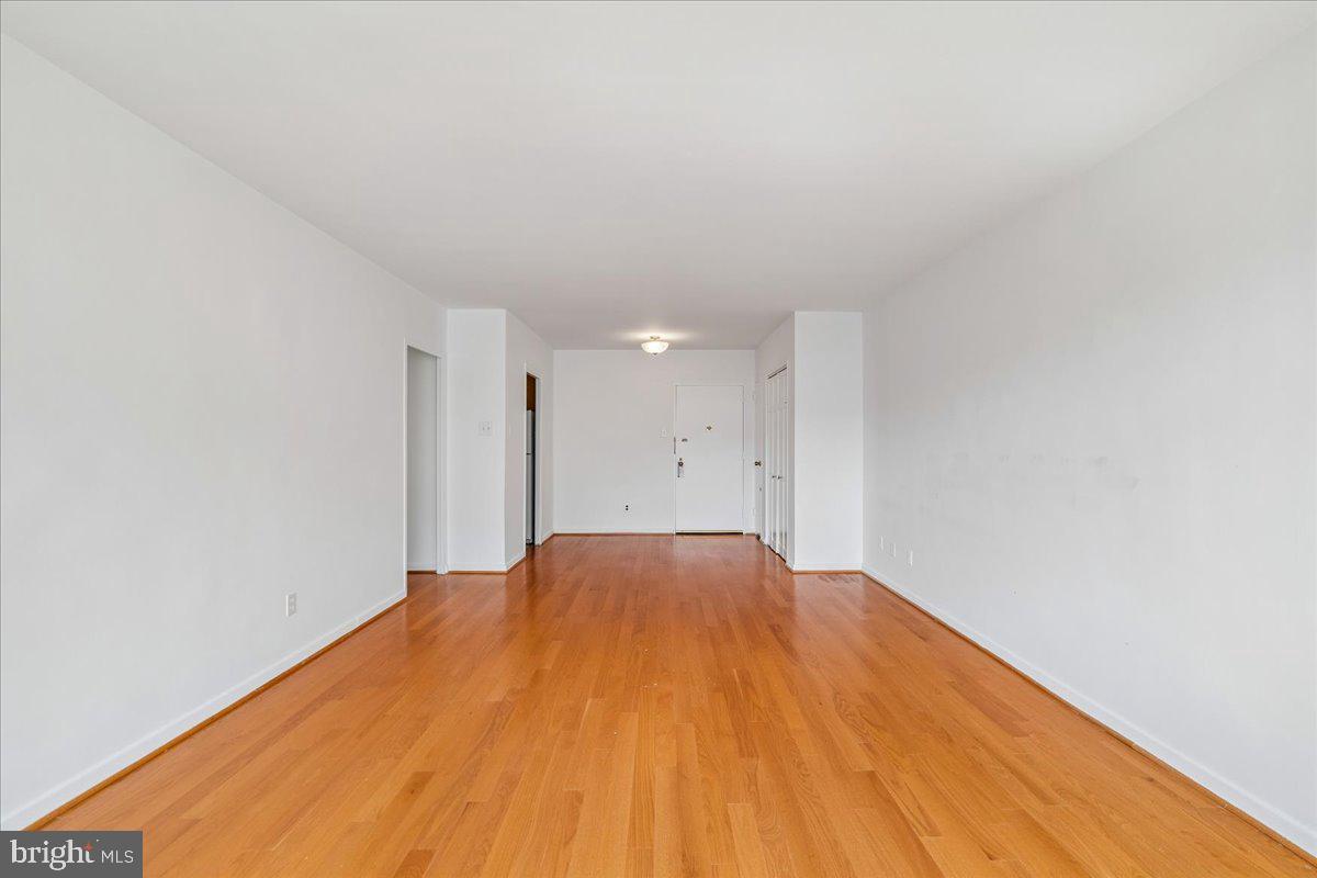 2475 Virginia Ave Nw #918 Property Photo 11