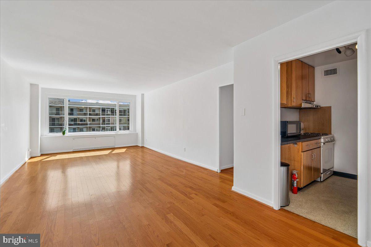 2475 Virginia Ave Nw #918 Property Photo 12
