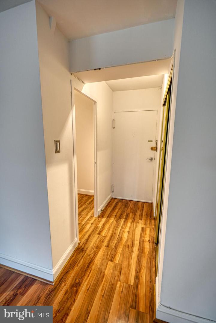 1801 Clydesdale Pl Nw #311 Property Photo 19