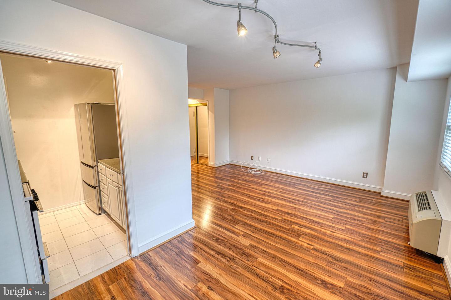 1801 Clydesdale Pl Nw #311 Property Photo 31