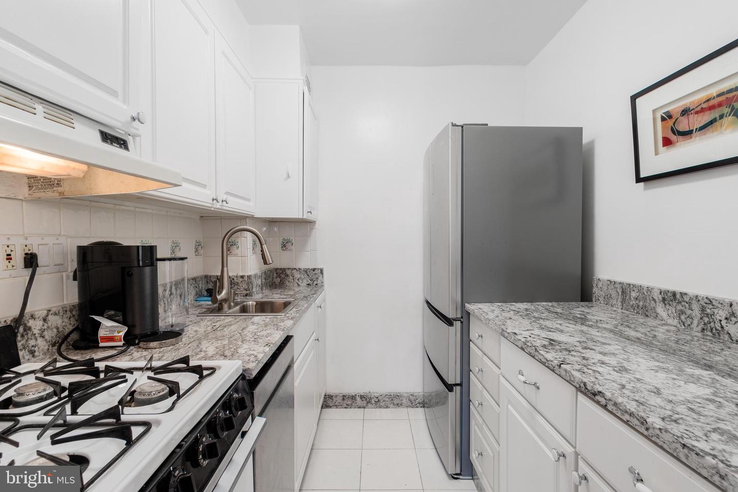 1801 Clydesdale Pl Nw #311 Property Photo 37