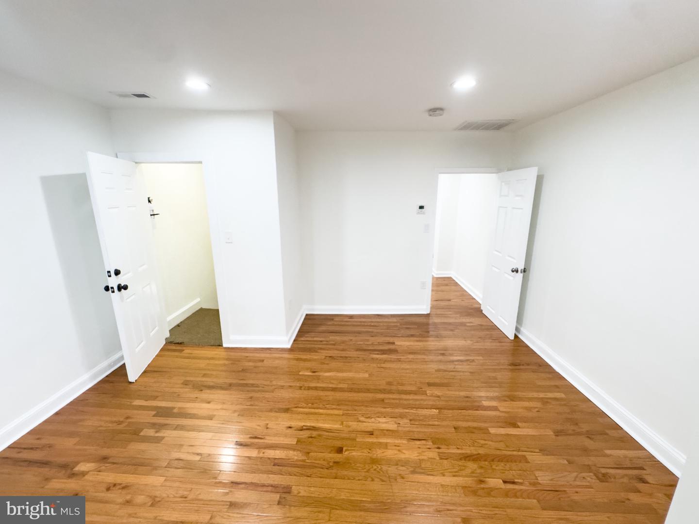 2807 4th St Ne #2 Property Photo 8