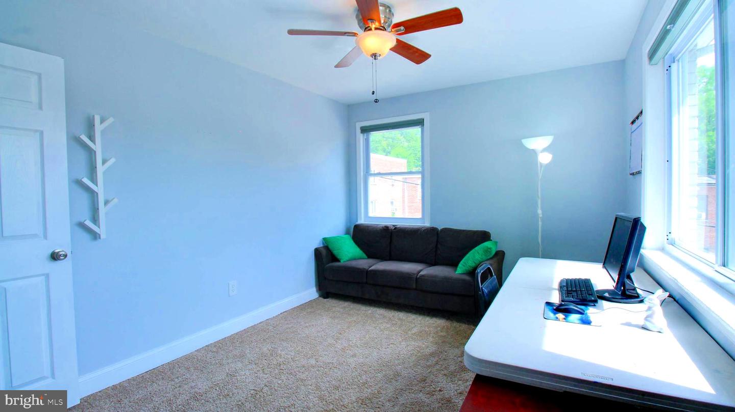 120 Webster St Ne Property Photo 14
