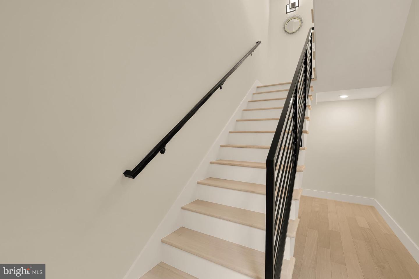 502 Edgewood St Ne #2 Property Photo 45