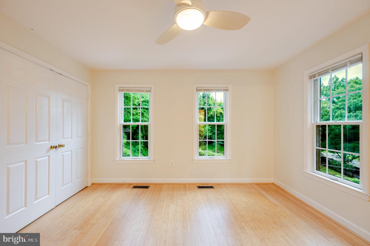 4605 Macarthur Blvd Nw #b Property Photo 22