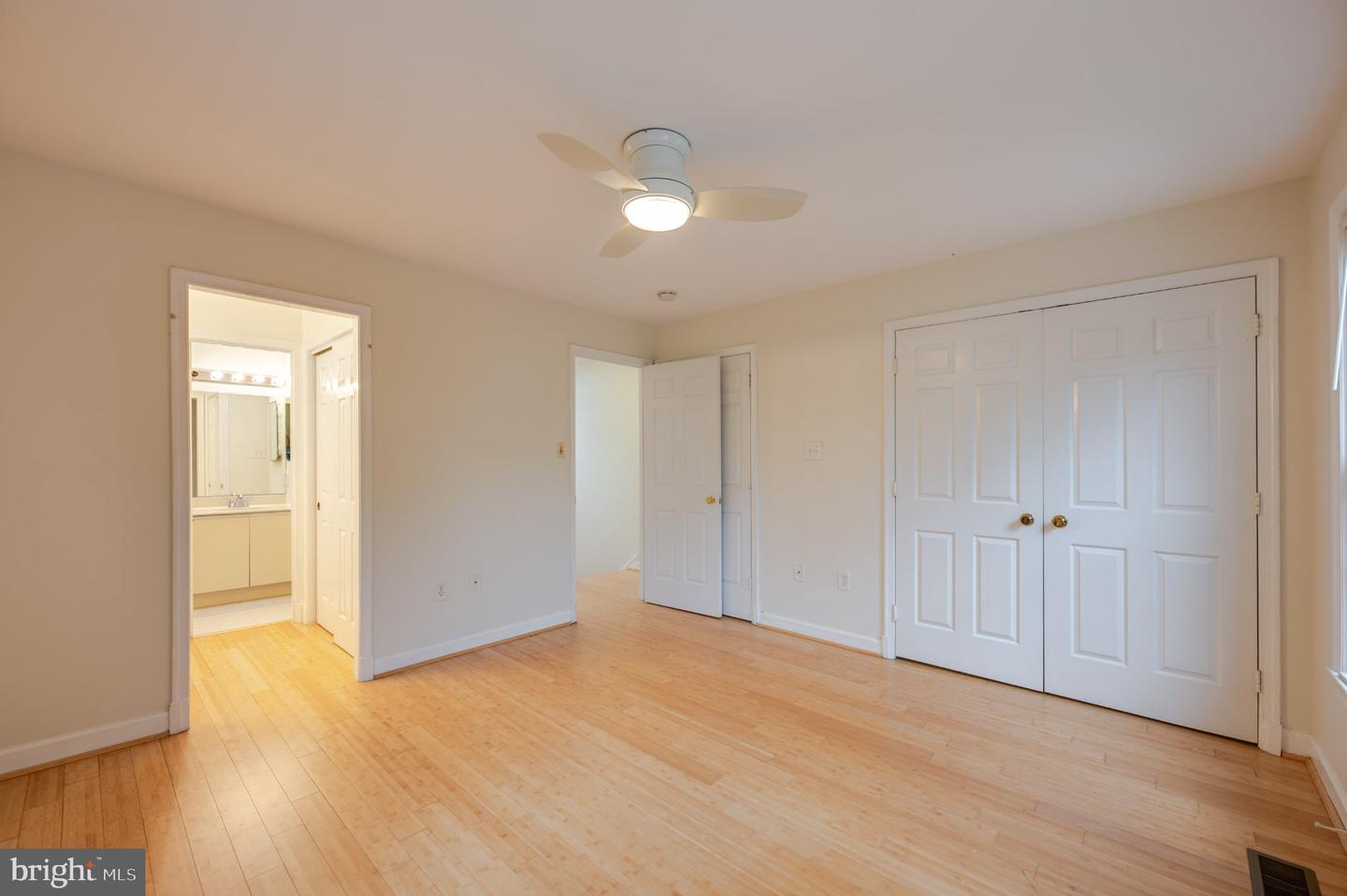 4605 Macarthur Blvd Nw #b Property Photo 25