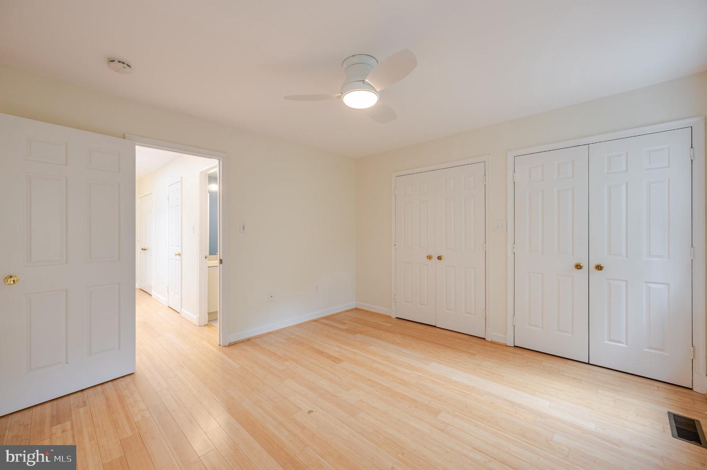 4605 Macarthur Blvd Nw #b Property Photo 40