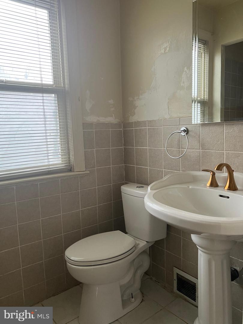 3182 Westover Dr Se Property Photo 11