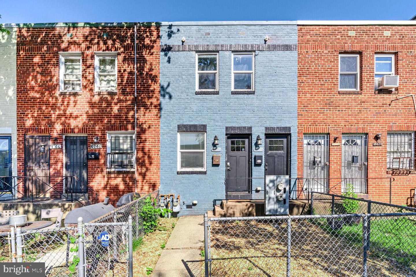 1268 16th St Ne #b Property Photo 1