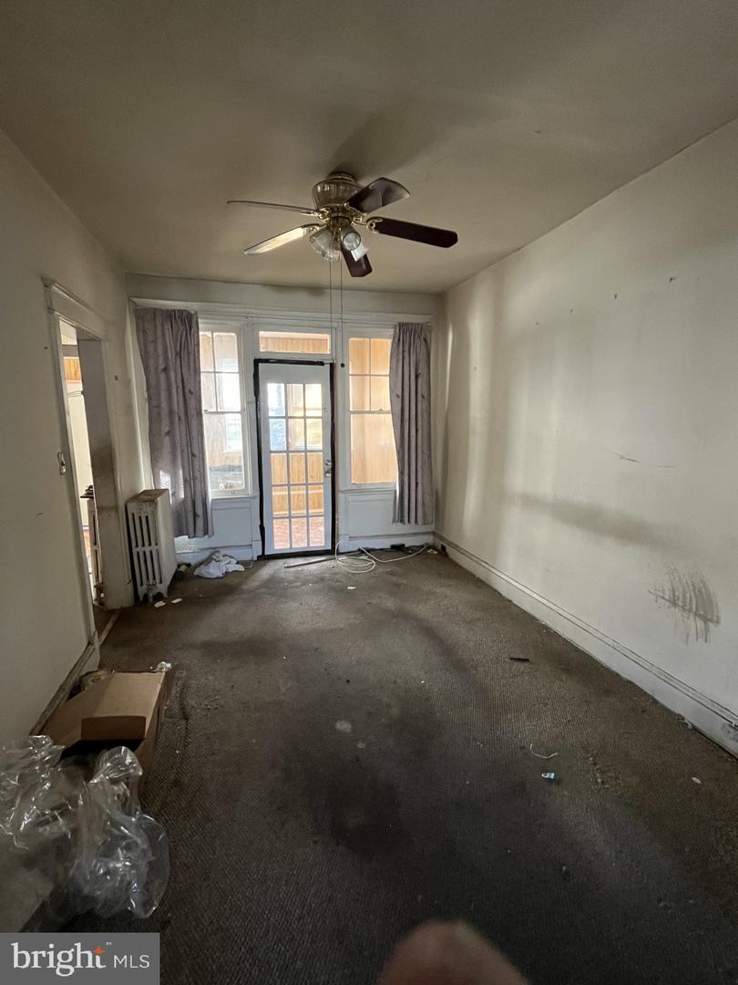 1813 M St Ne Property Photo 3