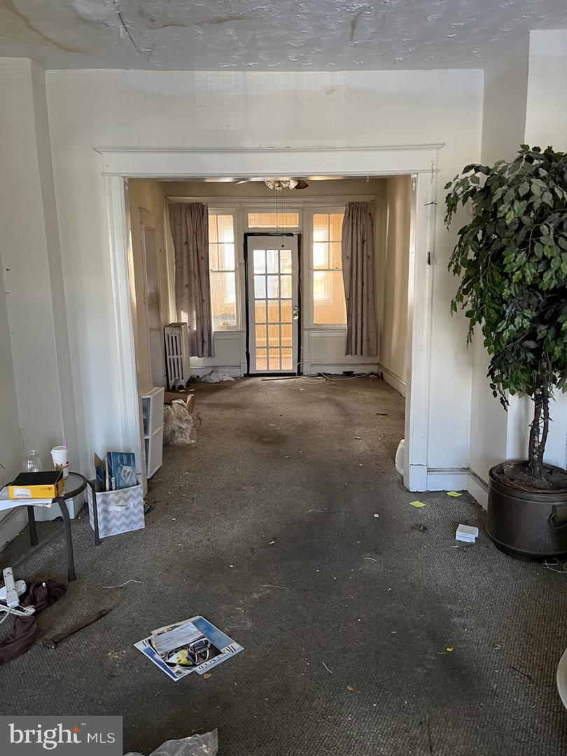 1813 M St Ne Property Photo 4