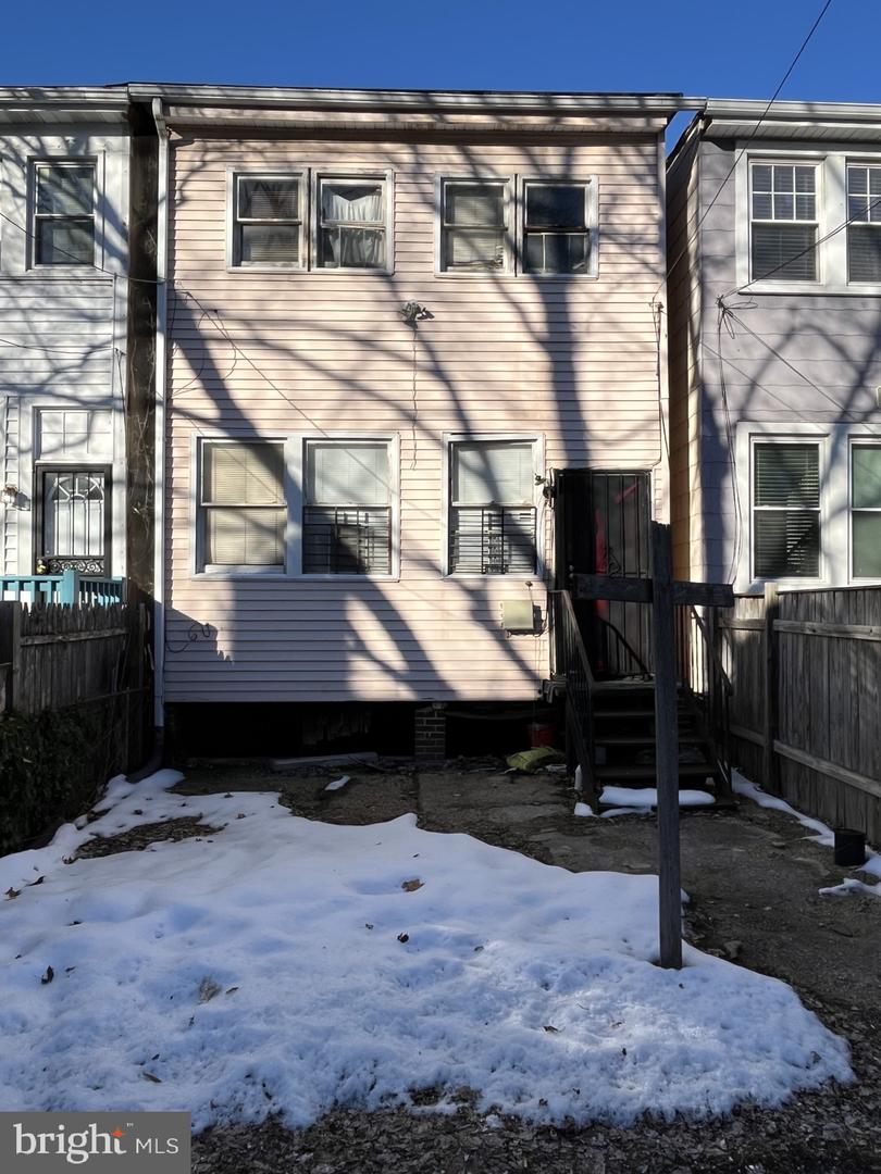 1813 M St Ne Property Photo 12