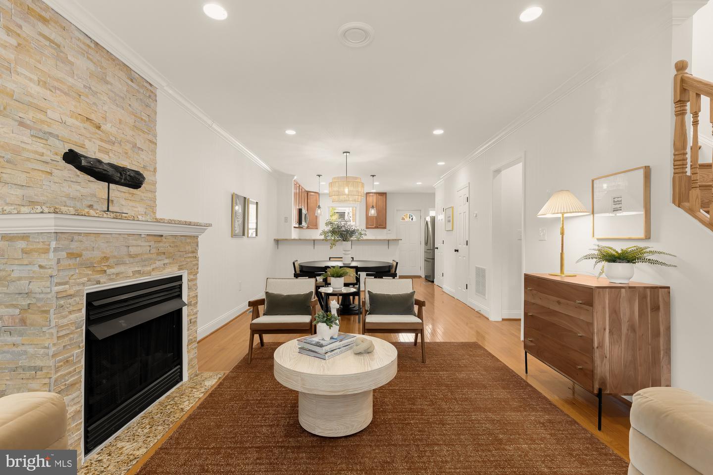 320 19th St Ne Property Photo 7
