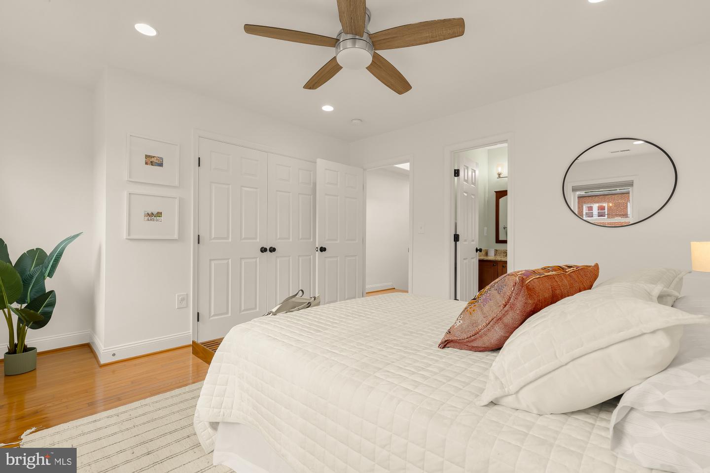 320 19th St Ne Property Photo 18