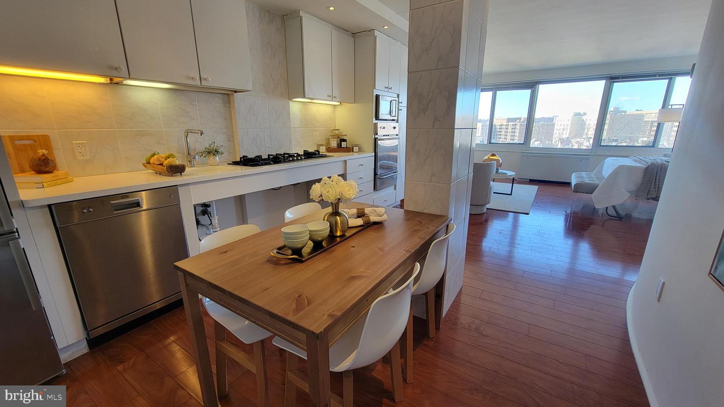 1330 New Hampshire Ave Nw #720 Property Photo 5