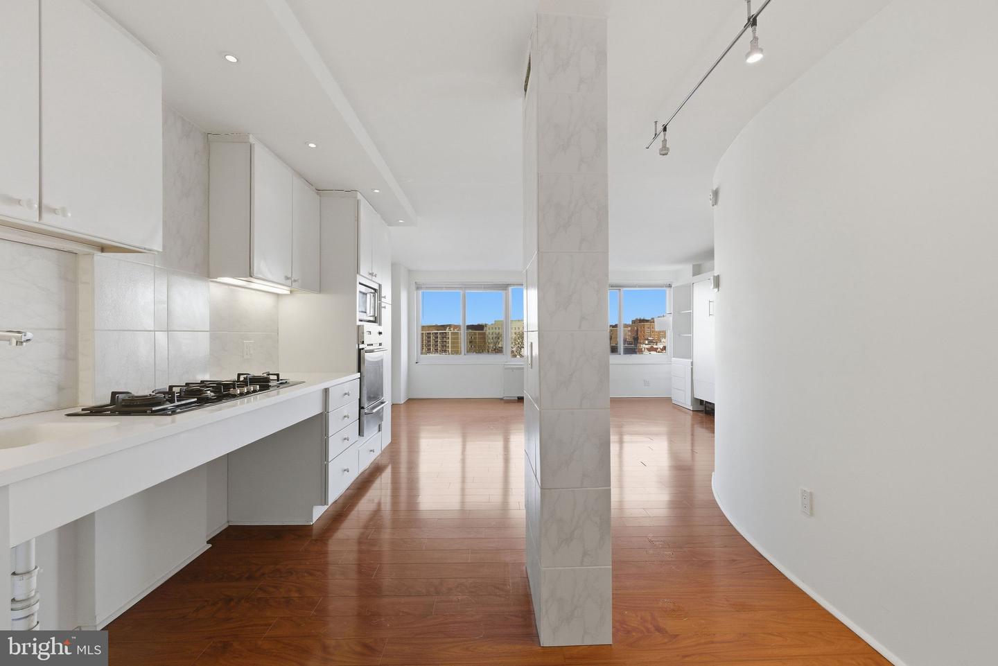 1330 New Hampshire Ave Nw #720 Property Photo 7