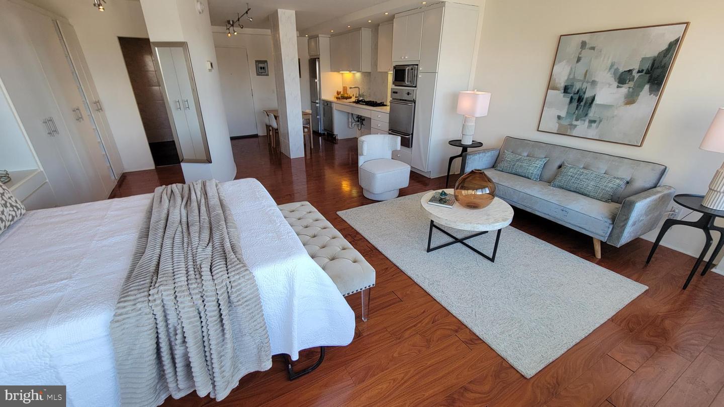 1330 New Hampshire Ave Nw #720 Property Photo 25