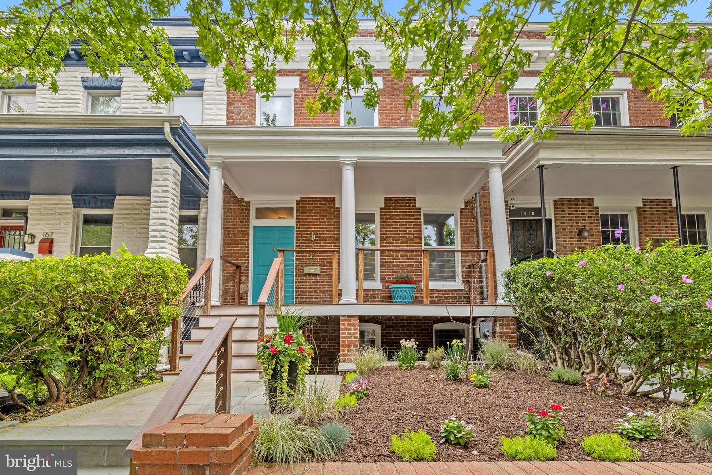 165 Adams St Nw Property Photo 1