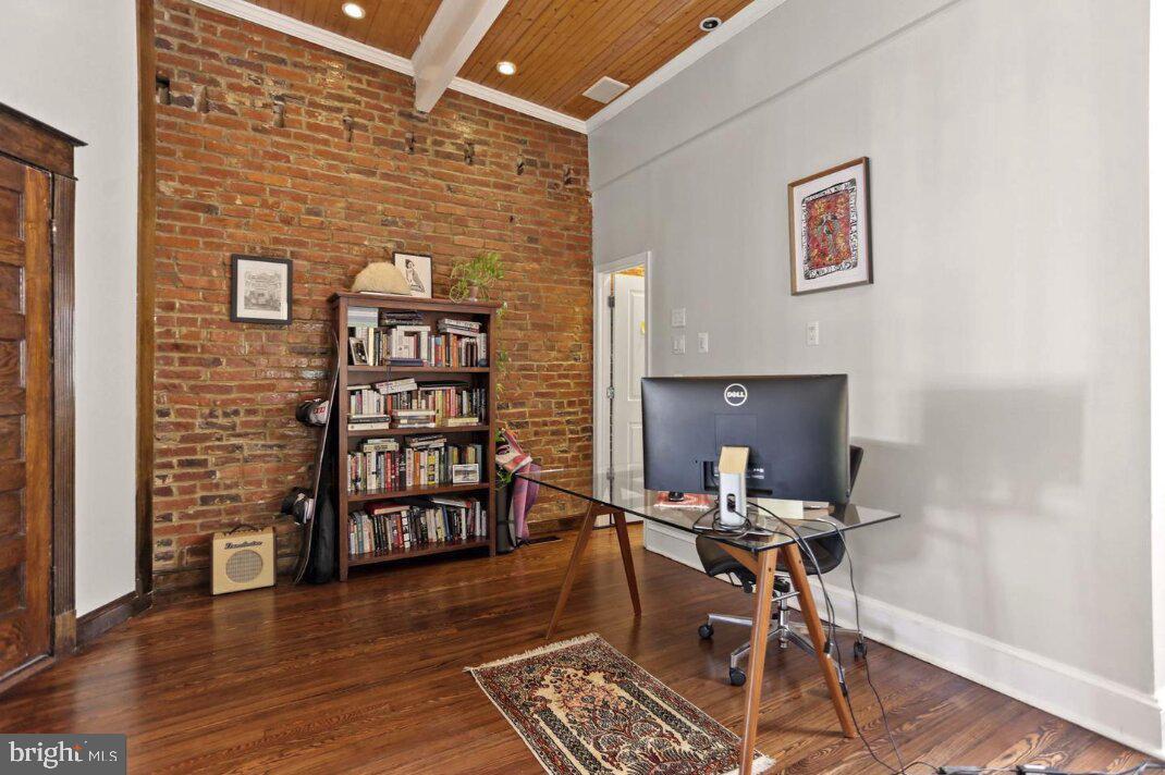 3008 11th St Nw Property Photo 19