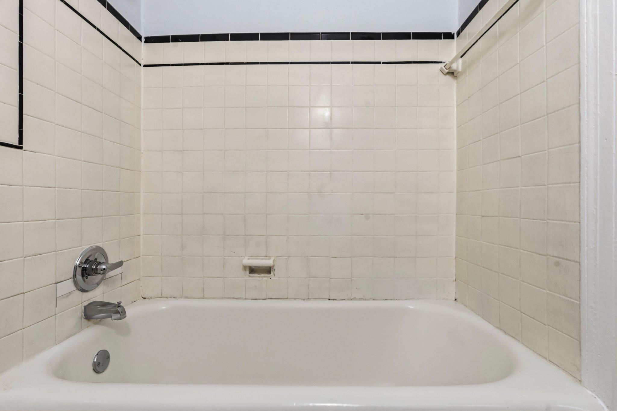 5324 4th St Nw #1 Property Photo 12