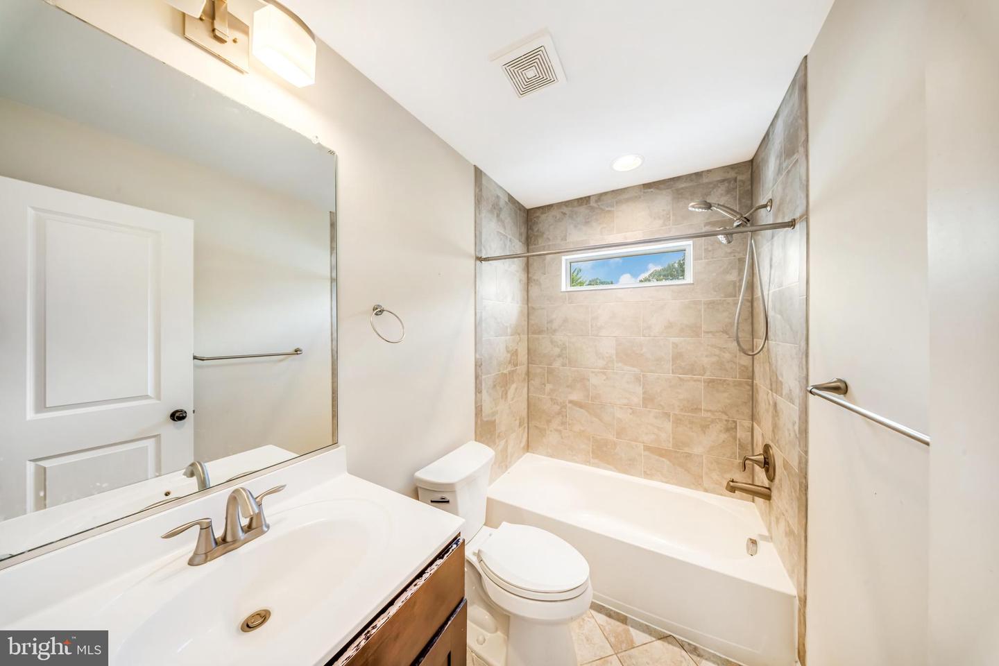 1505 Spring Pl Nw Property Photo 19