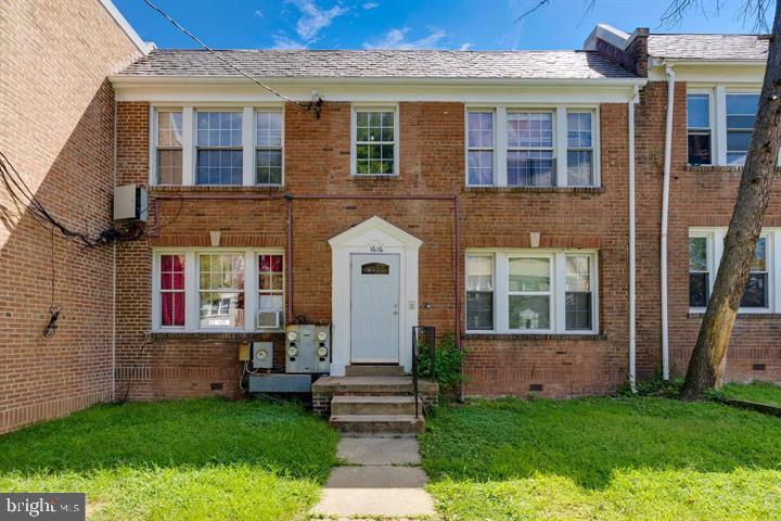 1616 17th Pl Se Property Photo 1